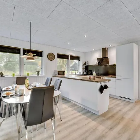 On - From The Sea By Interhome Nyaraló
